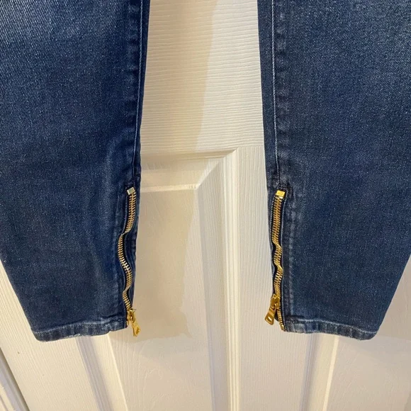 Balmain PARIS, Women’s jean pant size 42, US Women’s size 10, 11, no tears.